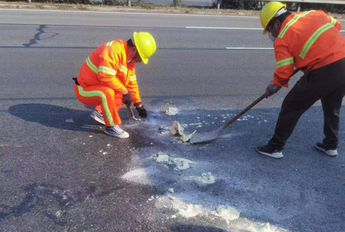 云安公路下沉注浆加固